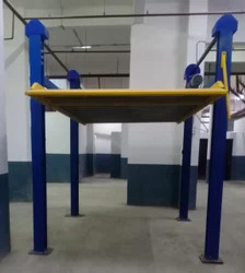 4 Pole Car lift